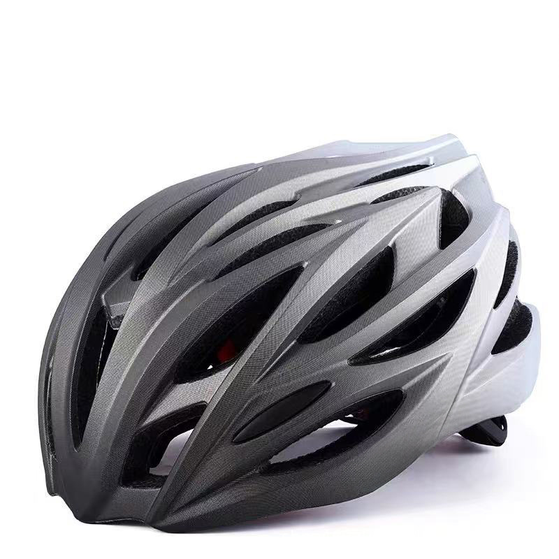 หมวกกันน็อคจักรยานแบบระบายอากา - Cycling Gear Essentials บทวิจารณ์และราคา